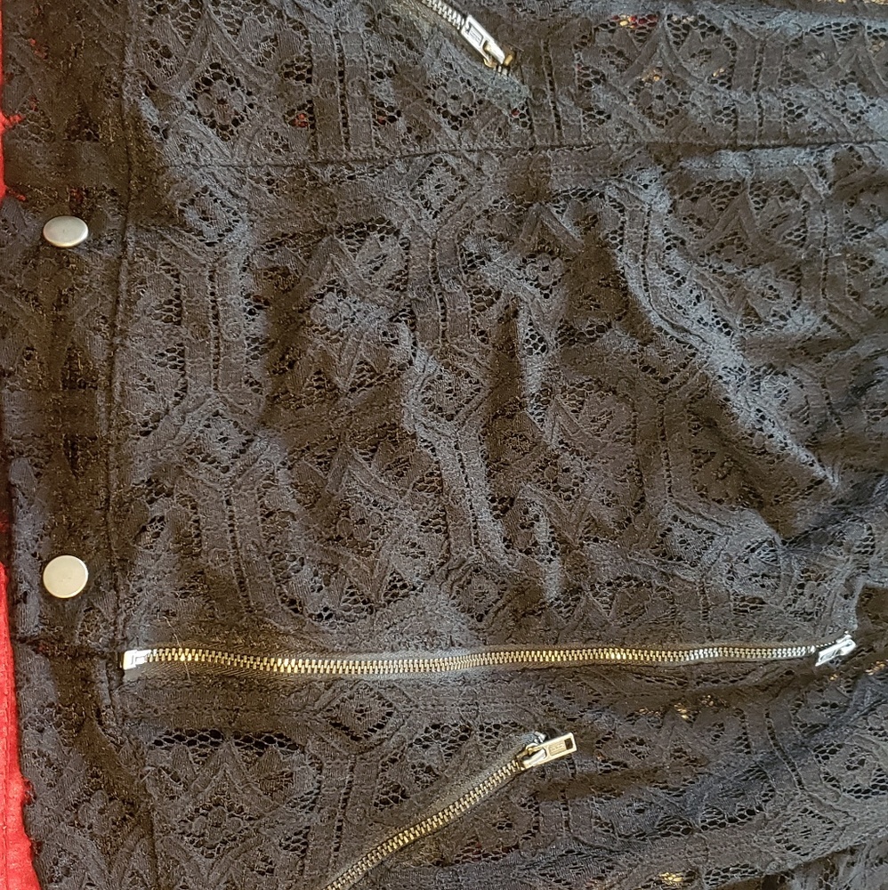 Lace Top - Picture 4 of 4
